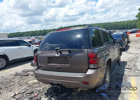 2008 Chevrolet Trailblazer Lt from USA, damaged, VIN 1GNDS13S882167101